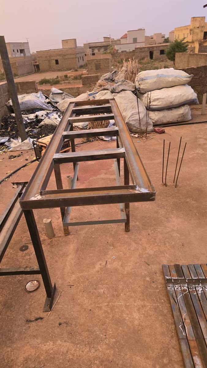Support métallique en fabrication